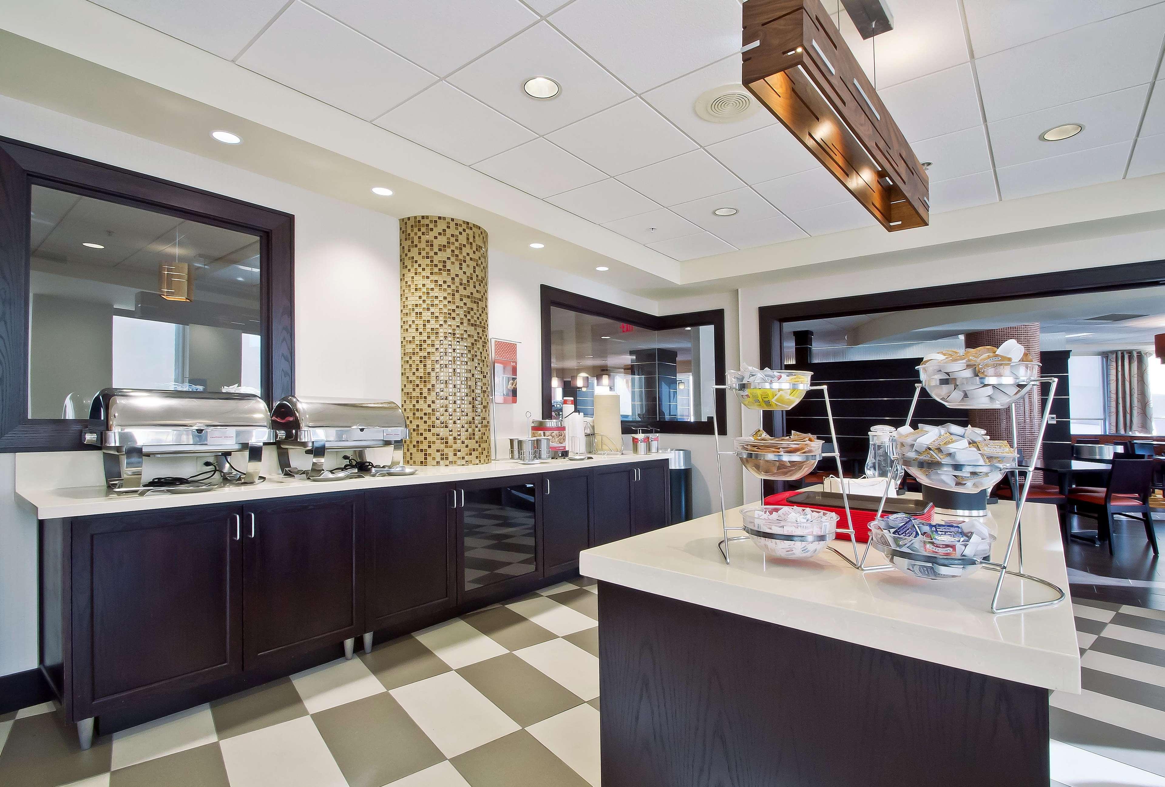 Hampton Inn & Suites Columbus-Downtown, Ohio Εξωτερικό φωτογραφία