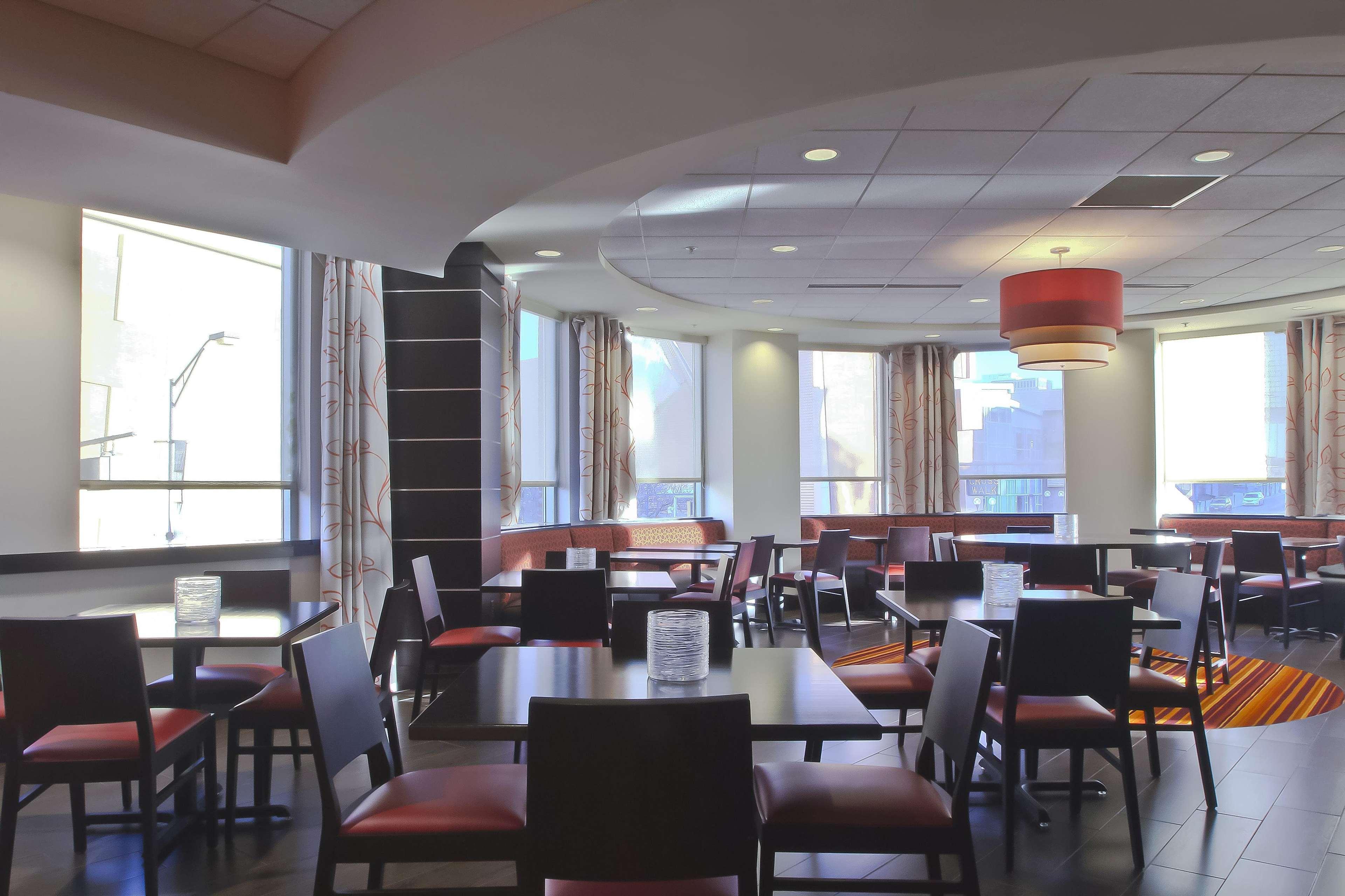 Hampton Inn & Suites Columbus-Downtown, Ohio Εξωτερικό φωτογραφία